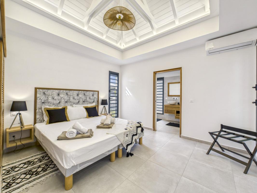 32.Location Villa piscine Saint François Guadeloupe_Chambre 3